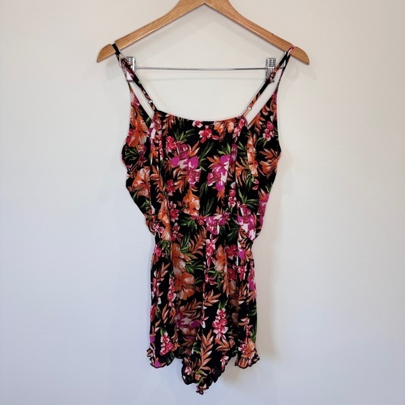 Mossimo Floral Stretchy Women’s Romper (M) - Picture 4 of 6